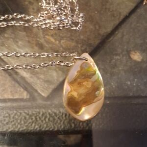 ABALONE SHELL NECKLACE